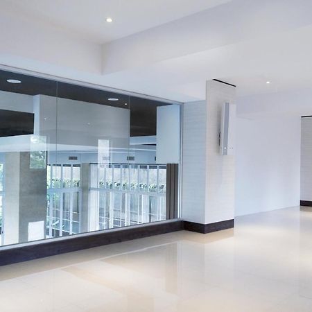 Kampioen Bed & Breakfast Bandung Exterior photo