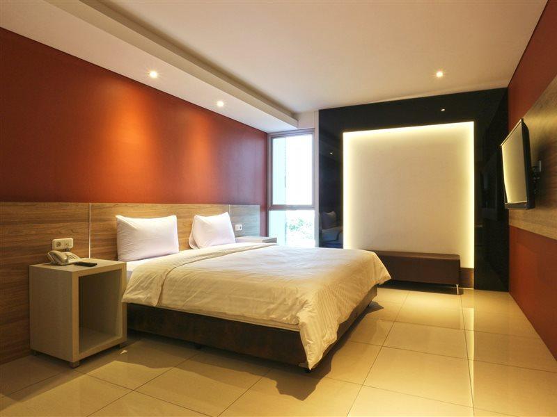 Kampioen Bed & Breakfast Bandung Exterior photo